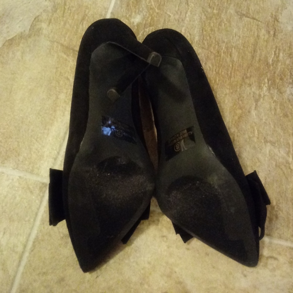 Black high heels - Picture 4 of 5